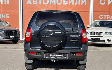 Chevrolet Niva I рестайлинг, 2013 год, 650 000 рублей, 6 фотография