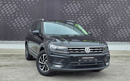 Volkswagen Tiguan II, 2019 год, 2 299 000 рублей, 3 фотография