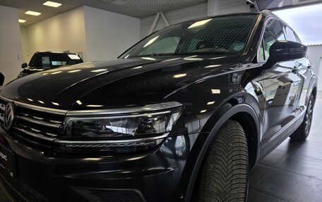 Volkswagen Tiguan II, 2019 год, 2 299 000 рублей, 9 фотография