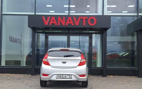 Hyundai Solaris II рестайлинг, 2012 год, 790 000 рублей, 4 фотография