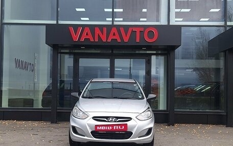 Hyundai Solaris II рестайлинг, 2012 год, 790 000 рублей, 8 фотография