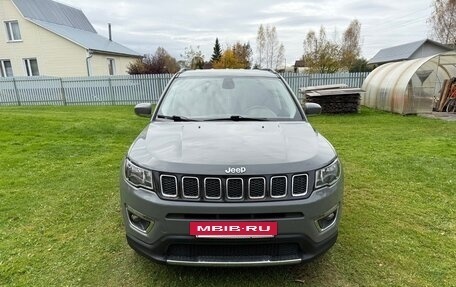 Jeep Compass II, 2019 год, 2 050 000 рублей, 2 фотография