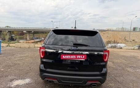 Ford Explorer V рестайлинг, 2019 год, 2 500 000 рублей, 5 фотография