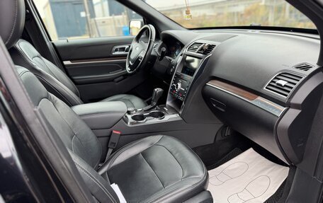Ford Explorer V рестайлинг, 2019 год, 2 500 000 рублей, 14 фотография