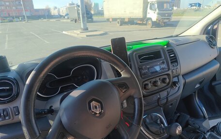Renault Trafic, 2019 год, 1 900 000 рублей, 10 фотография