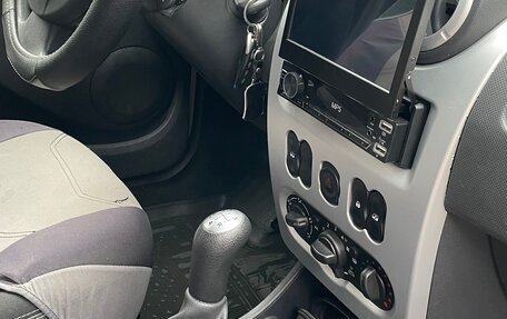 Renault Sandero I, 2013 год, 680 000 рублей, 11 фотография