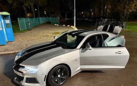 Chevrolet Camaro VI, 2018 год, 2 500 000 рублей, 6 фотография