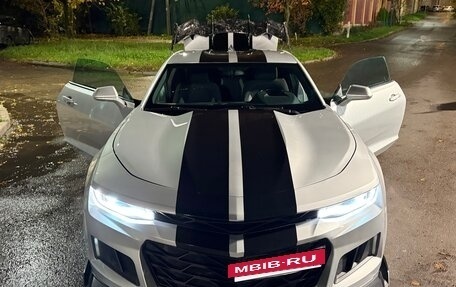 Chevrolet Camaro VI, 2018 год, 2 500 000 рублей, 7 фотография