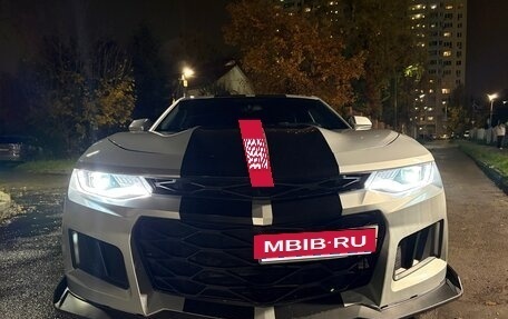 Chevrolet Camaro VI, 2018 год, 2 500 000 рублей, 3 фотография