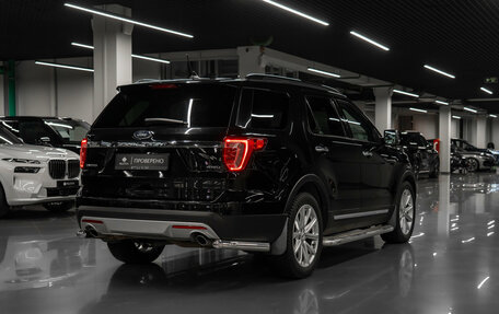 Ford Explorer V рестайлинг, 2017 год, 3 300 000 рублей, 5 фотография