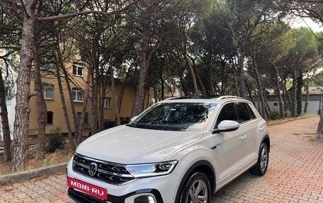 Volkswagen T-Roc I, 2021 год, 2 150 000 рублей, 3 фотография