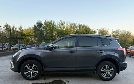 Toyota RAV4, 2015 год, 2 200 000 рублей, 3 фотография