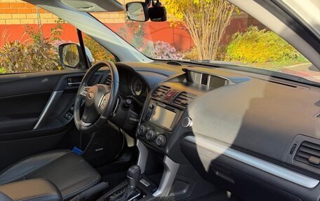 Subaru Forester, 2014 год, 2 300 000 рублей, 4 фотография