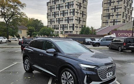 Audi Q4 e-tron, 2024 год, 4 080 000 рублей, 5 фотография