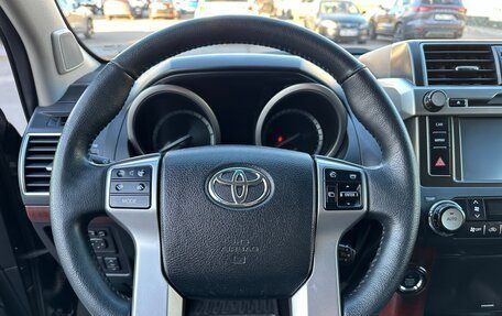 Toyota Land Cruiser Prado 150 рестайлинг, 2017 год, 4 350 000 рублей, 20 фотография