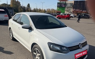 Volkswagen Polo VI (EU Market), 2014 год, 715 000 рублей, 1 фотография