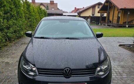 Volkswagen Polo VI (EU Market), 2015 год, 650 000 рублей, 1 фотография