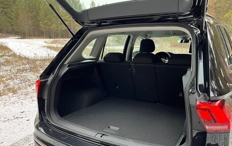 Volkswagen Tiguan II, 2021 год, 3 500 000 рублей, 4 фотография