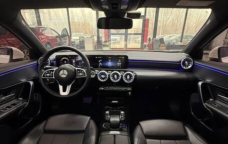 Mercedes-Benz A-Класс, 2022 год, 1 890 032 рублей, 8 фотография