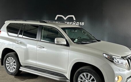 Toyota Land Cruiser Prado 150 рестайлинг, 2015 год, 3 800 000 рублей, 3 фотография