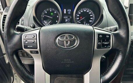 Toyota Land Cruiser Prado 150 рестайлинг, 2015 год, 3 800 000 рублей, 6 фотография