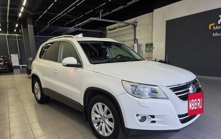 Volkswagen Tiguan I, 2010 год, 870 000 рублей, 2 фотография