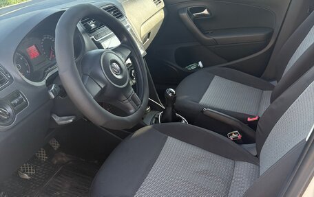 Volkswagen Polo VI (EU Market), 2014 год, 715 000 рублей, 11 фотография
