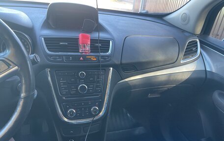 Opel Mokka I, 2014 год, 990 000 рублей, 27 фотография