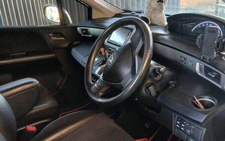 Honda Freed I, 2015 год, 1 199 999 рублей, 5 фотография