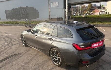 BMW 3 серия, 2019 год, 3 300 000 рублей, 8 фотография
