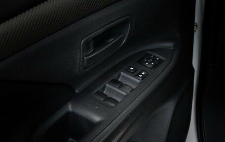 Mitsubishi Outlander III рестайлинг 3, 2014 год, 1 449 000 рублей, 11 фотография