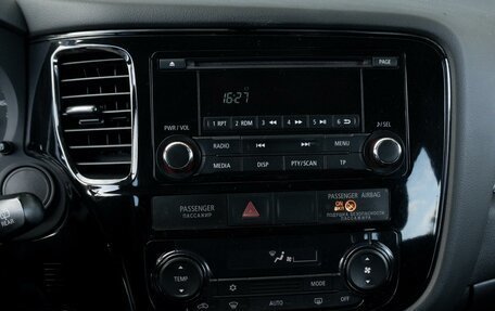 Mitsubishi Outlander III рестайлинг 3, 2014 год, 1 449 000 рублей, 12 фотография
