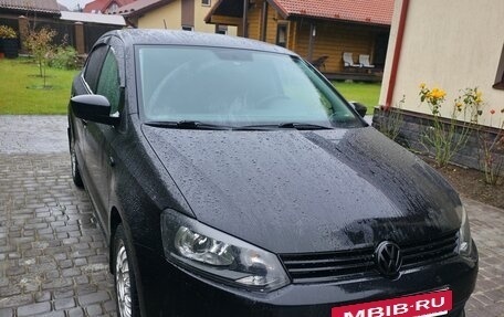 Volkswagen Polo VI (EU Market), 2015 год, 650 000 рублей, 2 фотография
