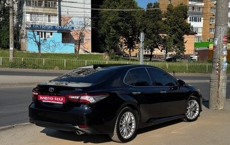 Toyota Camry, 2020 год, 3 050 000 рублей, 2 фотография
