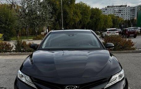 Toyota Camry, 2020 год, 3 050 000 рублей, 4 фотография
