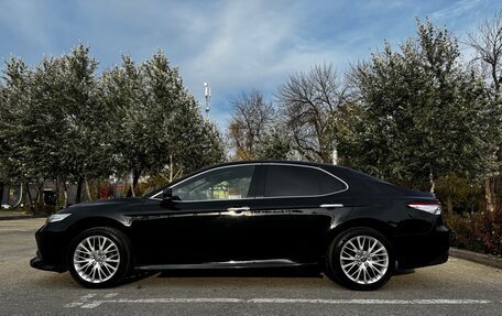 Toyota Camry, 2020 год, 3 050 000 рублей, 8 фотография