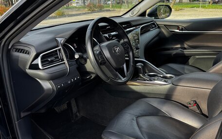 Toyota Camry, 2020 год, 3 050 000 рублей, 18 фотография
