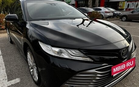 Toyota Camry, 2020 год, 3 050 000 рублей, 15 фотография