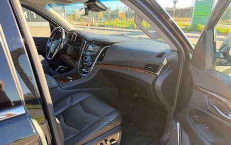 Cadillac Escalade IV, 2020 год, 5 500 000 рублей, 7 фотография