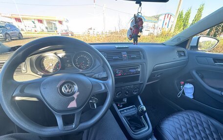 Volkswagen Jetta VII, 2015 год, 980 000 рублей, 7 фотография
