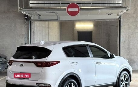 KIA Sportage IV рестайлинг, 2021 год, 1 950 000 рублей, 4 фотография