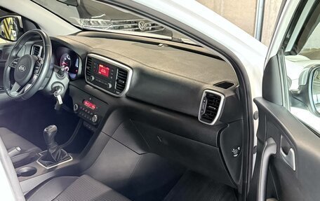 KIA Sportage IV рестайлинг, 2021 год, 1 950 000 рублей, 21 фотография