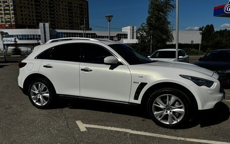 Infiniti QX70, 2016 год, 2 620 000 рублей, 4 фотография