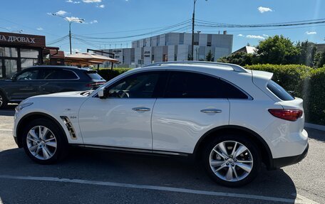Infiniti QX70, 2016 год, 2 620 000 рублей, 8 фотография