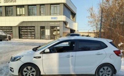 KIA Rio III рестайлинг, 2017 год, 1 070 000 рублей, 3 фотография