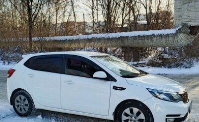 KIA Rio III рестайлинг, 2017 год, 1 070 000 рублей, 2 фотография