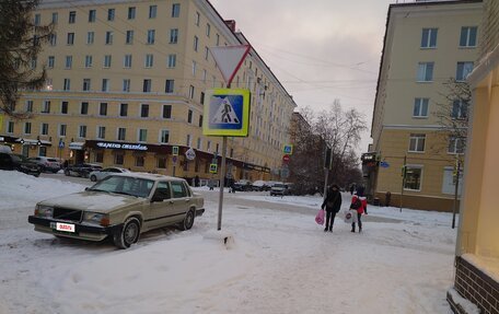 Volvo 740, 1985 год, 490 000 рублей, 12 фотография