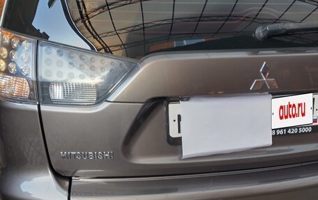 Mitsubishi Outlander III рестайлинг 3, 2011 год, 999 000 рублей, 16 фотография