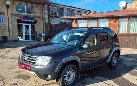 Renault Duster I рестайлинг, 2014 год, 800 000 рублей, 1 фотография