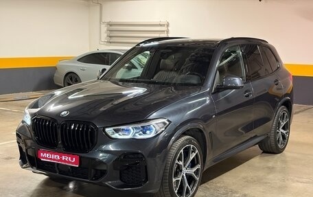 BMW X5, 2022 год, 9 000 000 рублей, 1 фотография